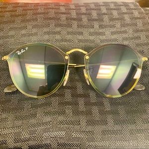 Blaze round (RB3574N), Polarized